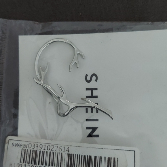 Silver Branch Design Ear Cuff - Picture 5 of 5